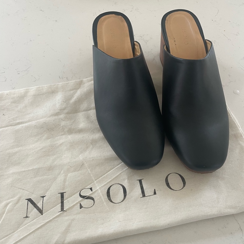 Nisolo All Day Mules- Black